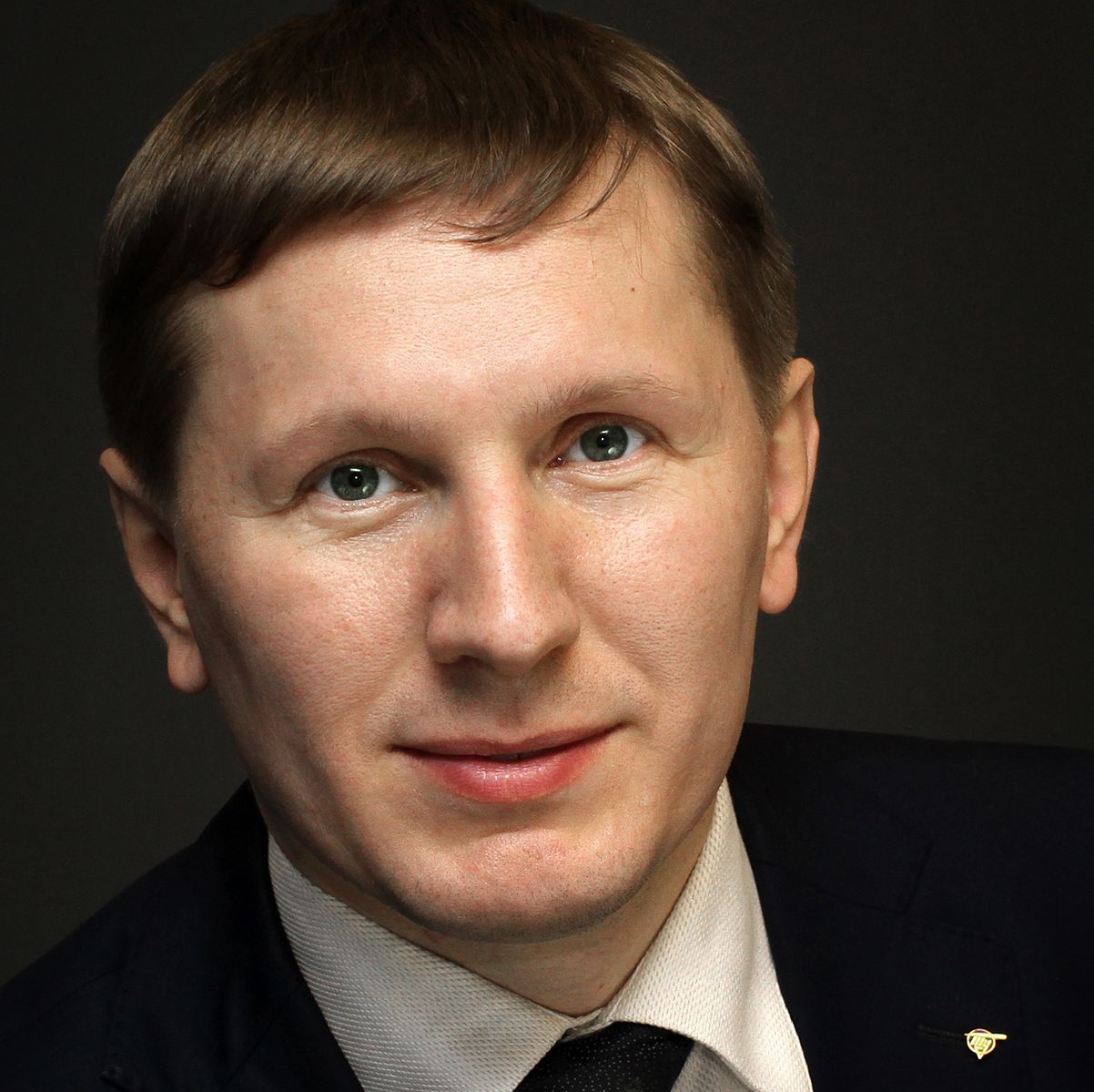 Литвинов