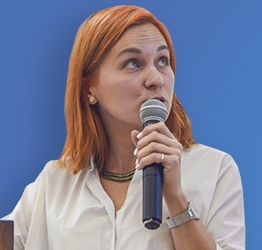 Хворостова